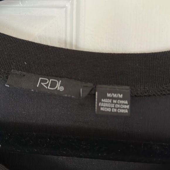 RDI velour round neck top - Picture 2 of 5